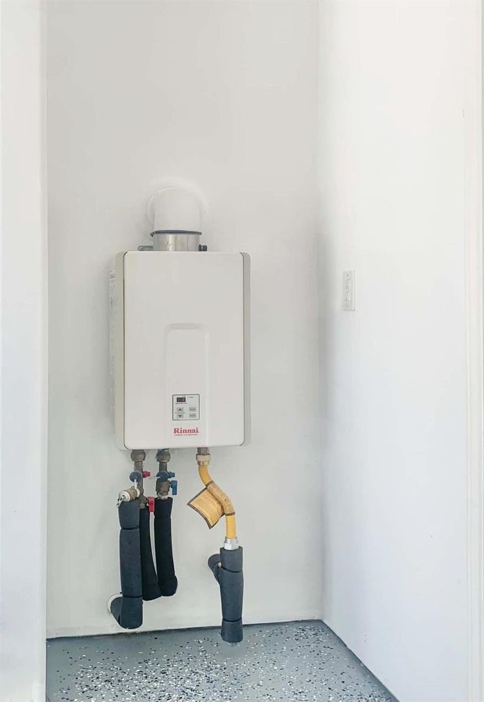 5612 Rainflower Terrace Lane Spring, TX 77389 - Photo 45 of 50 Instant Hot Water