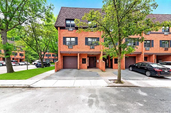 $498,000 | 220-50 64th Avenue, Unit 1 | Oakland Gardens