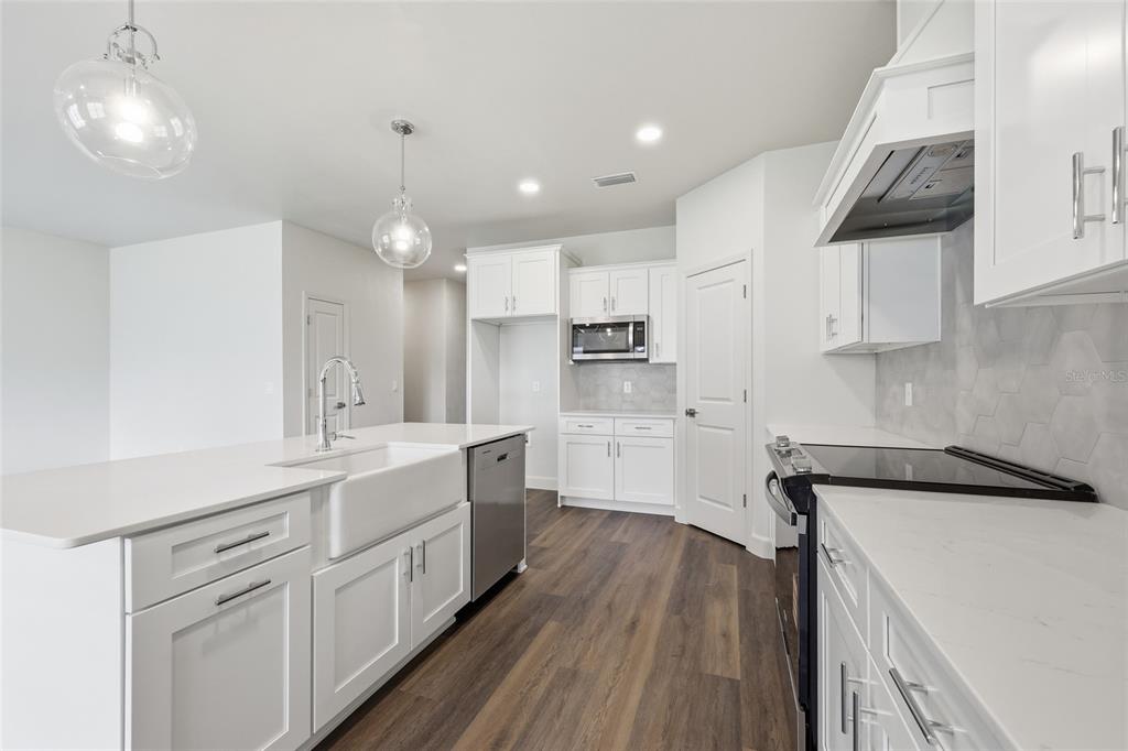6703 Southwest 10th Lane Gainesville, FL 32607 - Photo 20 of 28 Gallery Image 20