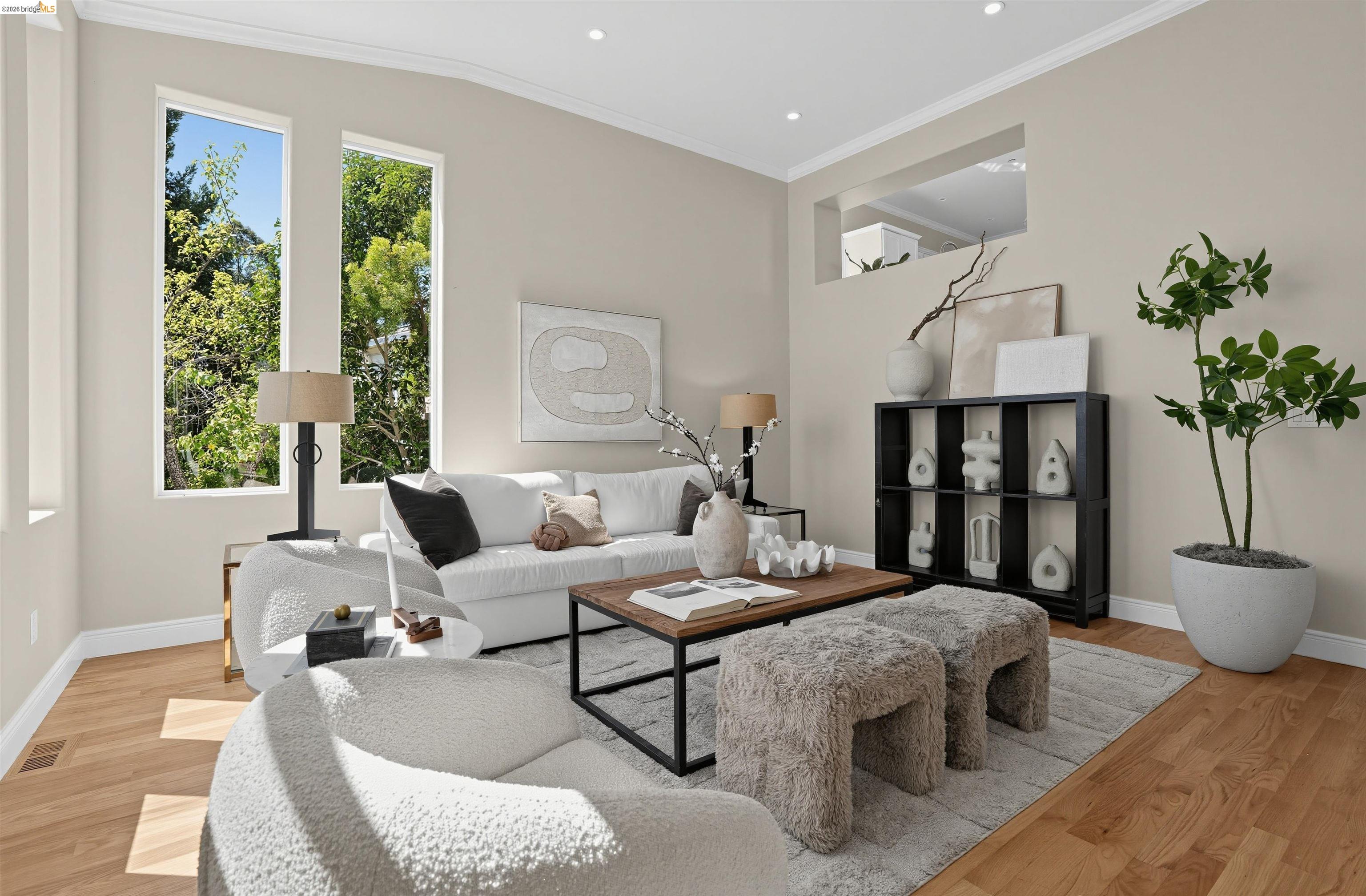 7026 Devon Way Berkeley, CA 94705 - Photo 12 of 37 Gallery Image 12