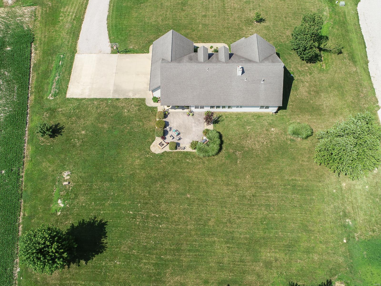 8306 Peabody Road Freeburg, IL 62243 - Photo 46 of 47 Gallery Image 46