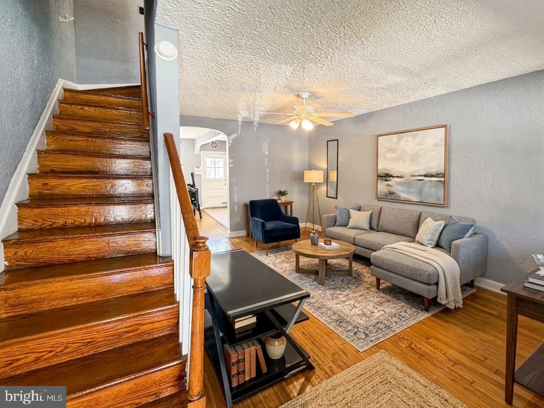 2709 East Hoffman Street Baltimore, MD 21213 - Photo 2 of 39 Virtually staged Living Room