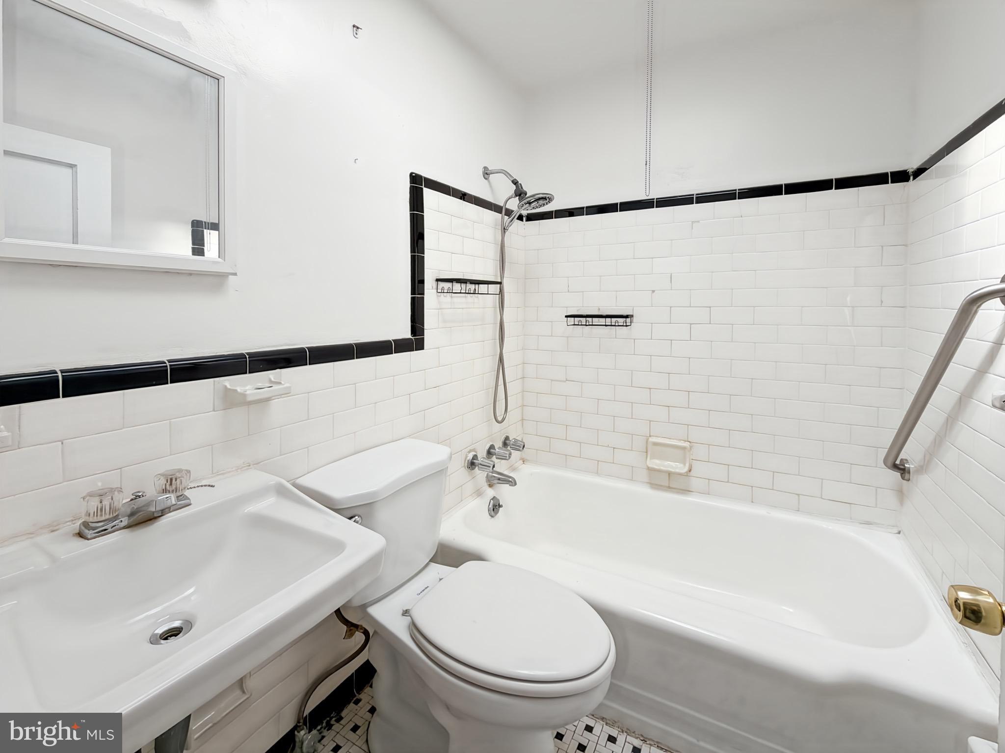 2709 East Hoffman Street Baltimore, MD 21213 - Photo 22 of 39
