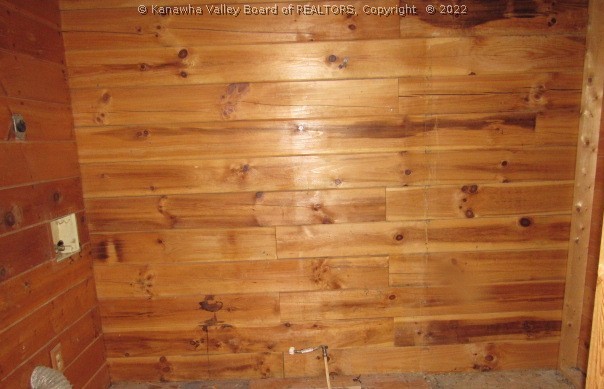 9348 A Cooper Ridge Road Milton, WV 25541 - Photo 5 of 8 Gallery Image 5