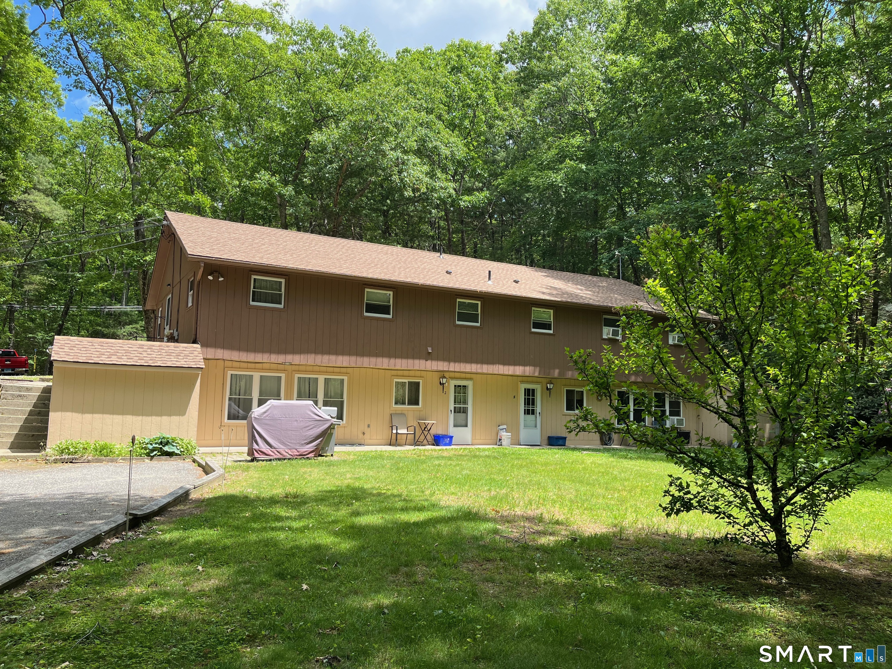 347 Fox Road Putnam, CT 06260 - Photo 4 of 18 private back yard