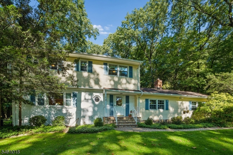 21 Long Ridge Road Morris Plains, NJ 07950 - Photo 2 of 31 Gallery Image 2