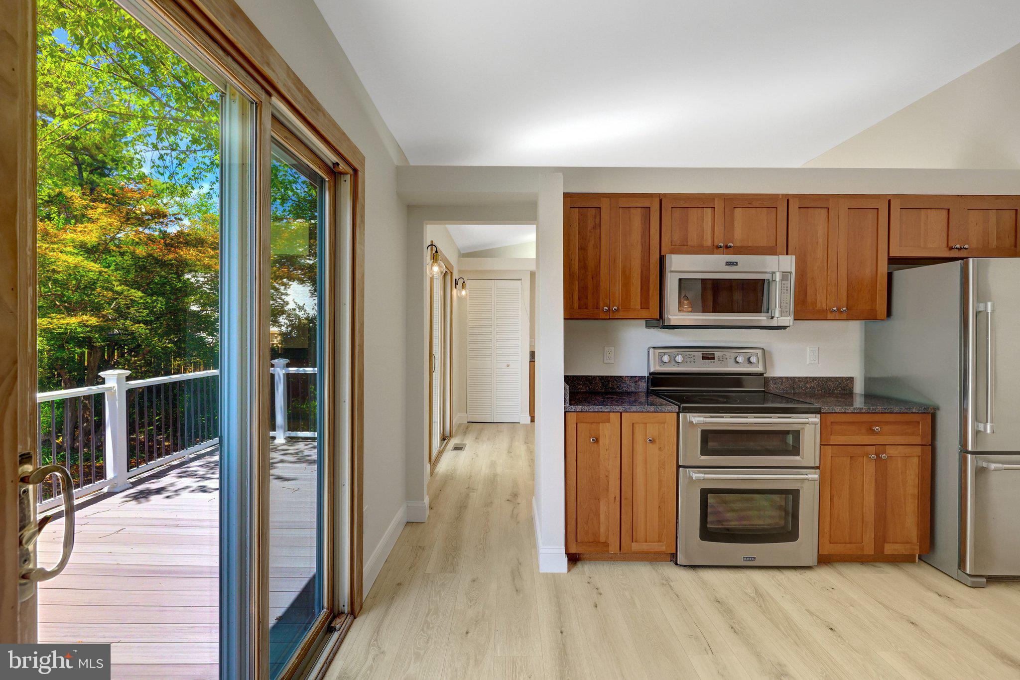 822 Walker Road Great Falls, VA 22066 - Photo 11 of 15