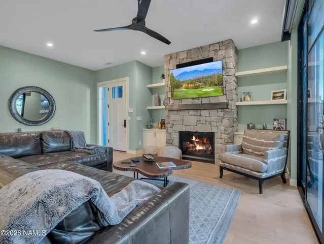 $1,475,000 | 1749 East Bent Tree Circle, Unit 17, Flagstaff, AZ 86005