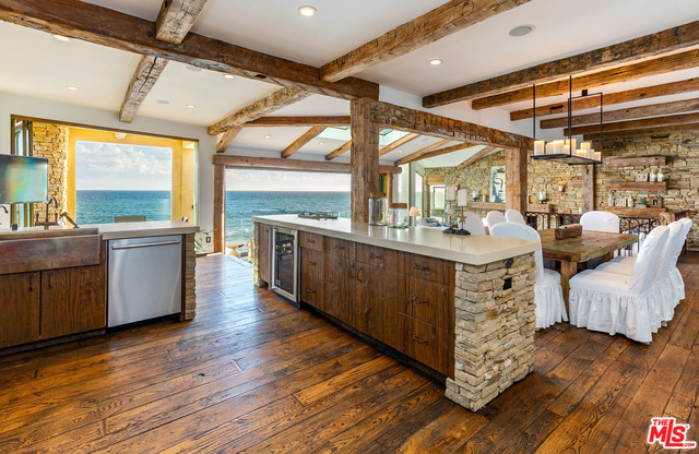 24920 Malibu Road Malibu, CA 90265 - Photo 14 of 42