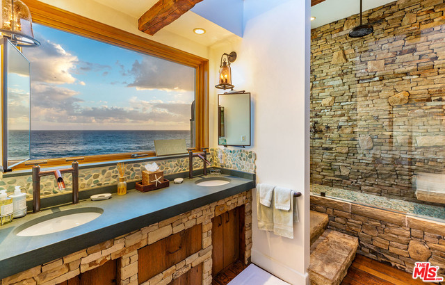 24920 Malibu Road Malibu, CA 90265 - Photo 24 of 42