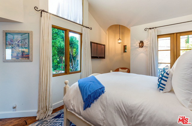 24920 Malibu Road Malibu, CA 90265 - Photo 26 of 42