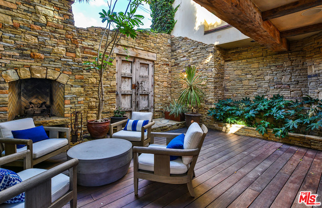 24920 Malibu Road Malibu, CA 90265 - Photo 4 of 42