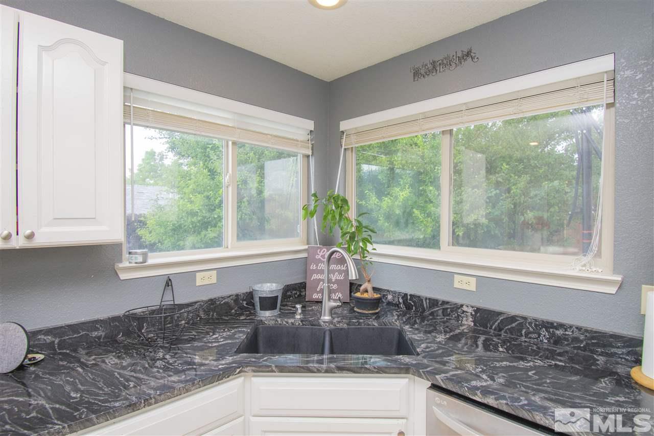 996 Ridgeview Drive Carson City, NV 89705 - Photo 12 of 23 Photo 12