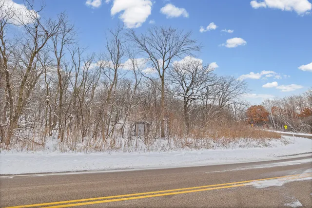 $109,900 | 2685 Carver Avenue, Maplewood, MN 55119