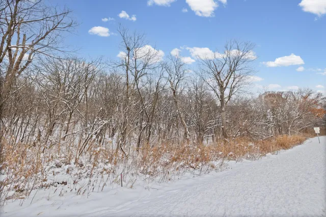 $109,900 | 2685 Carver Avenue, Maplewood, MN 55119