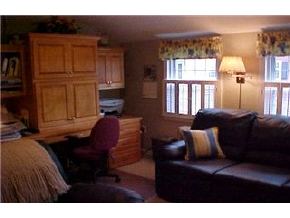 91 Cannongate III Road, Unit 91 Nashua, NH 03063 - Photo 8 of 9 Gallery Image 8