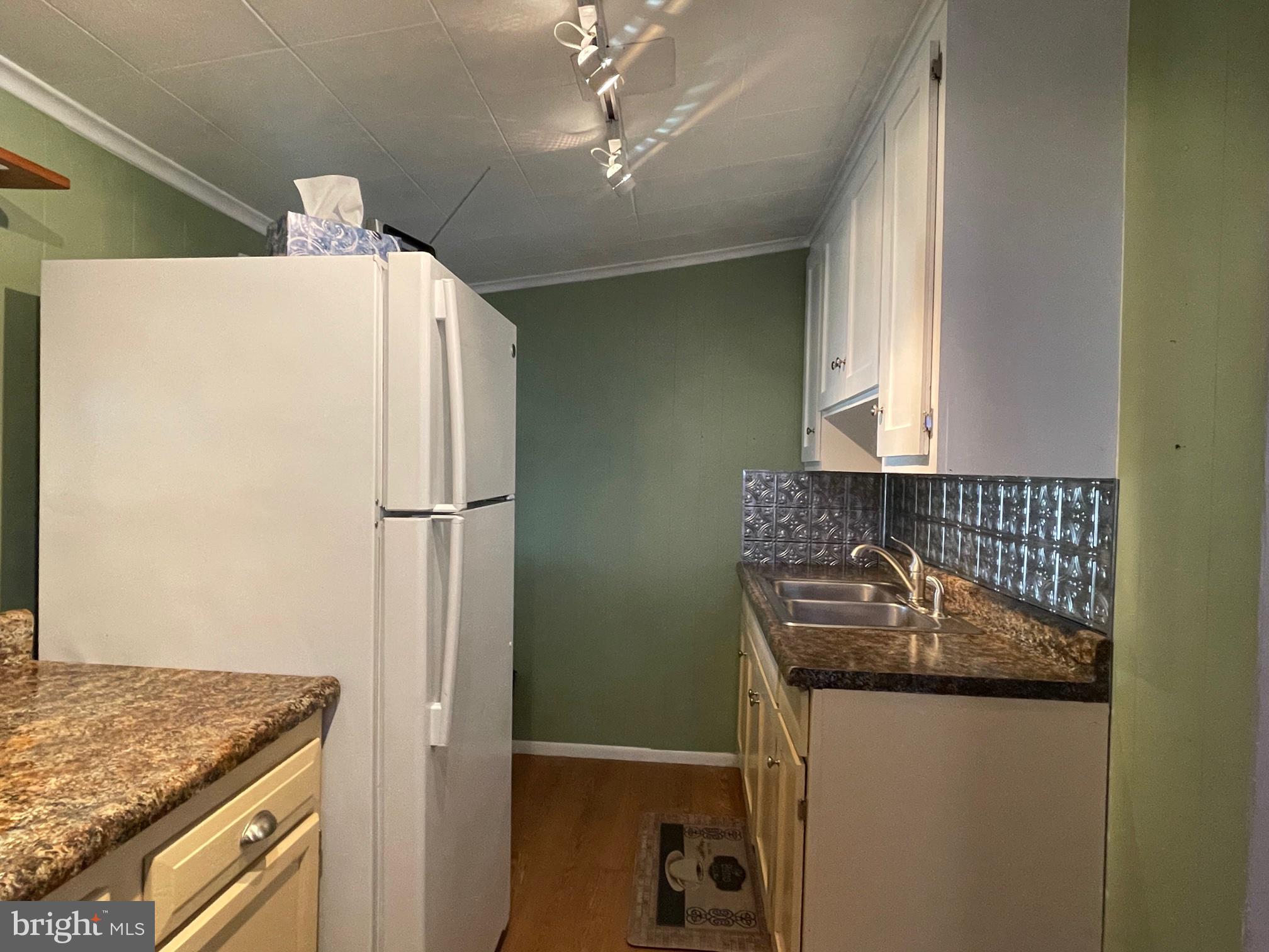 213 Walnut Street Spring City, PA 19475 - Photo 12 of 21