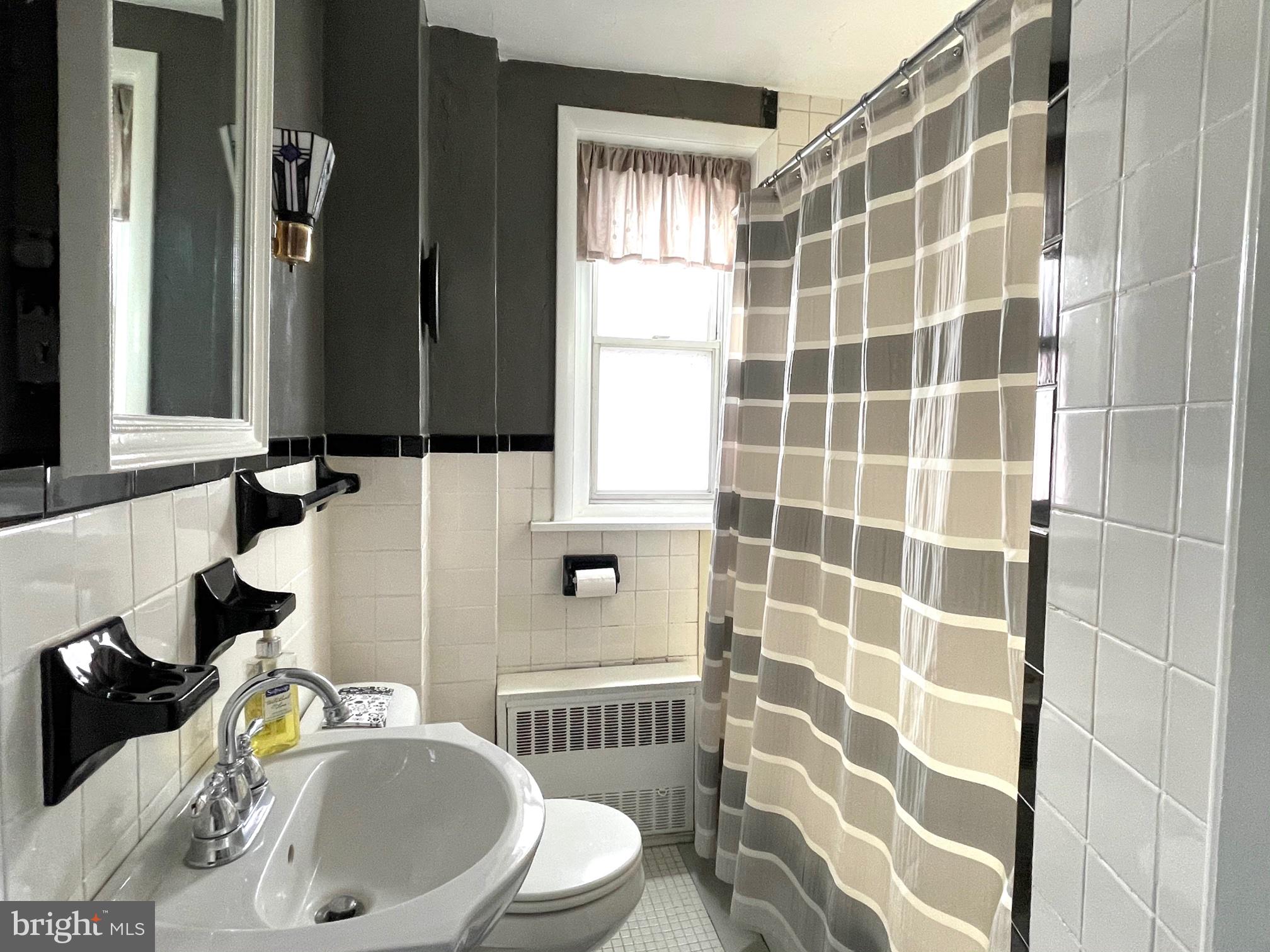 213 Walnut Street Spring City, PA 19475 - Photo 16 of 21