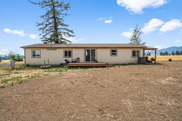 $930,000 | 38521 Tekoa Idaho Road, Unit 39204 COVE RD, Tekoa, WA 99033