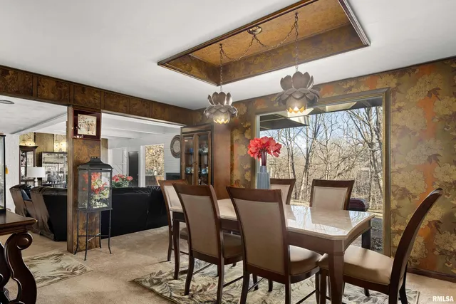 $289,900 | 9156 North Timber Lane, Peoria, IL 61615