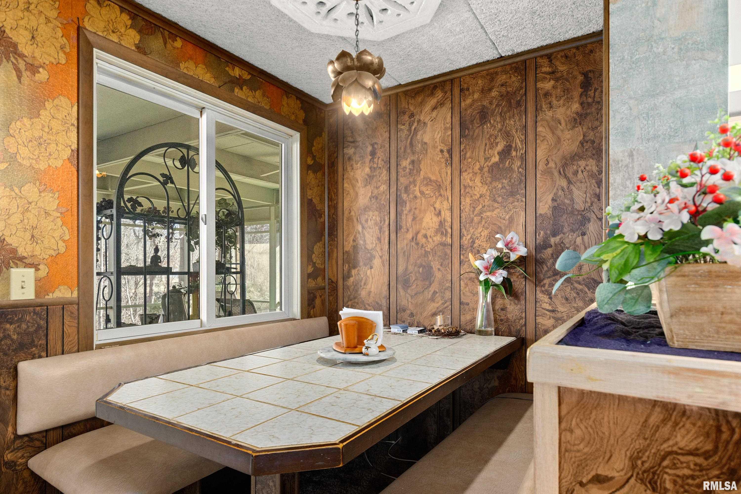 9156 North Timber Lane Peoria, IL 61615 - Photo 37 of 48