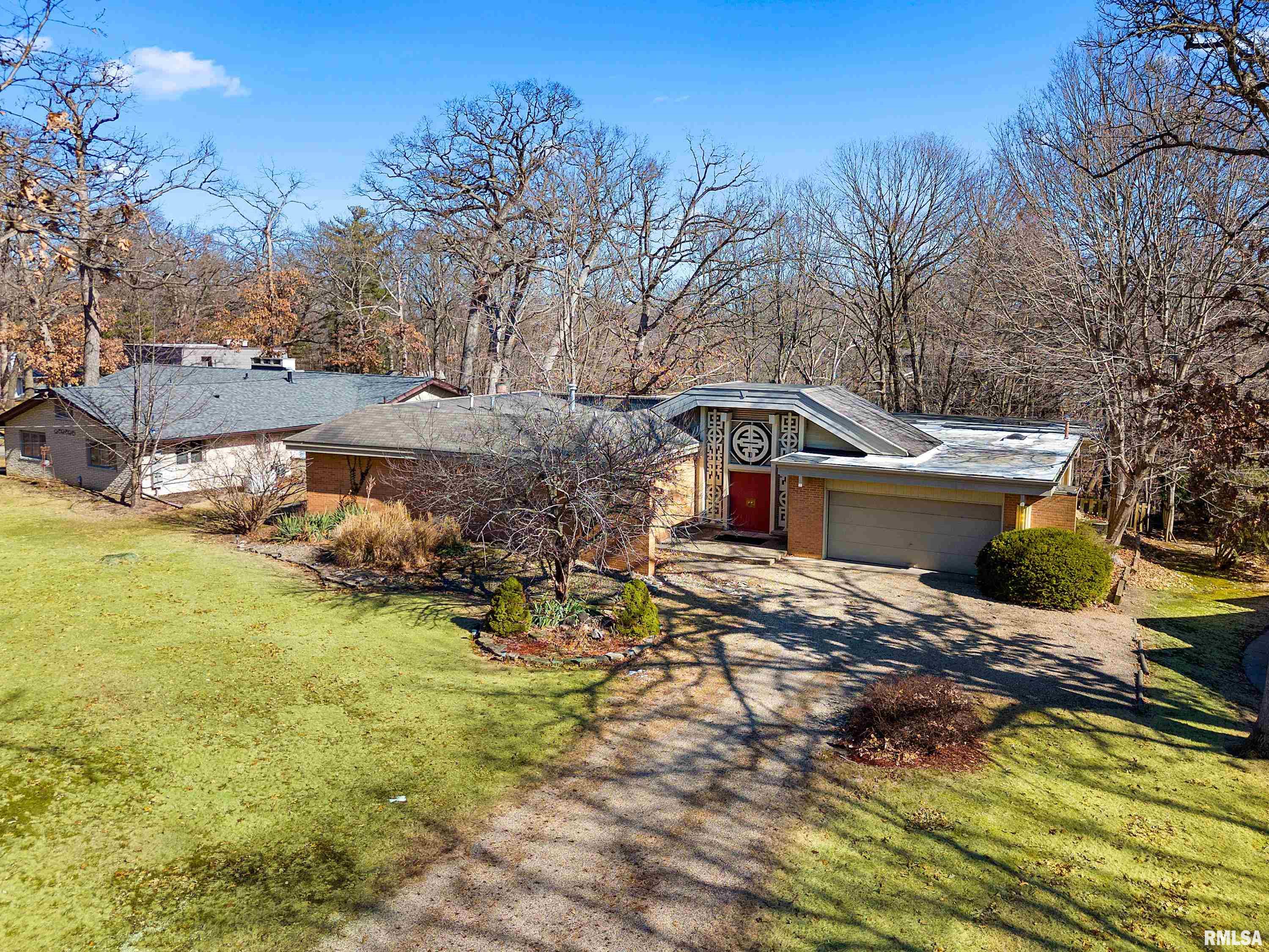 9156 North Timber Lane Peoria, IL 61615 - Photo 4 of 48