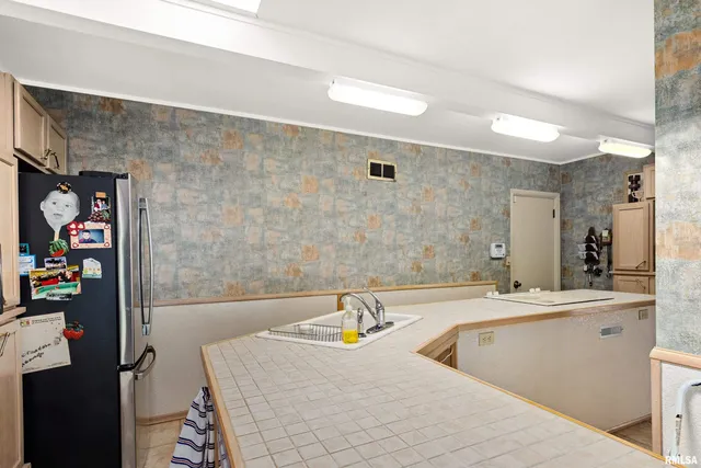 $289,900 | 9156 North Timber Lane, Peoria, IL 61615