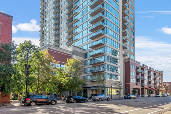 $1,750 | 929 Portland Avenue, Unit 908, Minneapolis, MN 55404