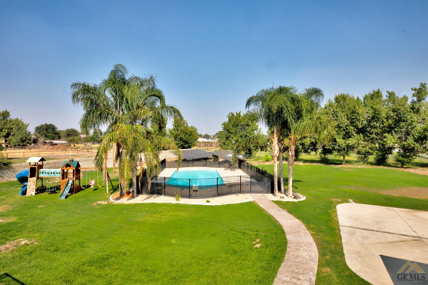 13934 Eberle Road Bakersfield, CA 93313 - Photo 17 of 35