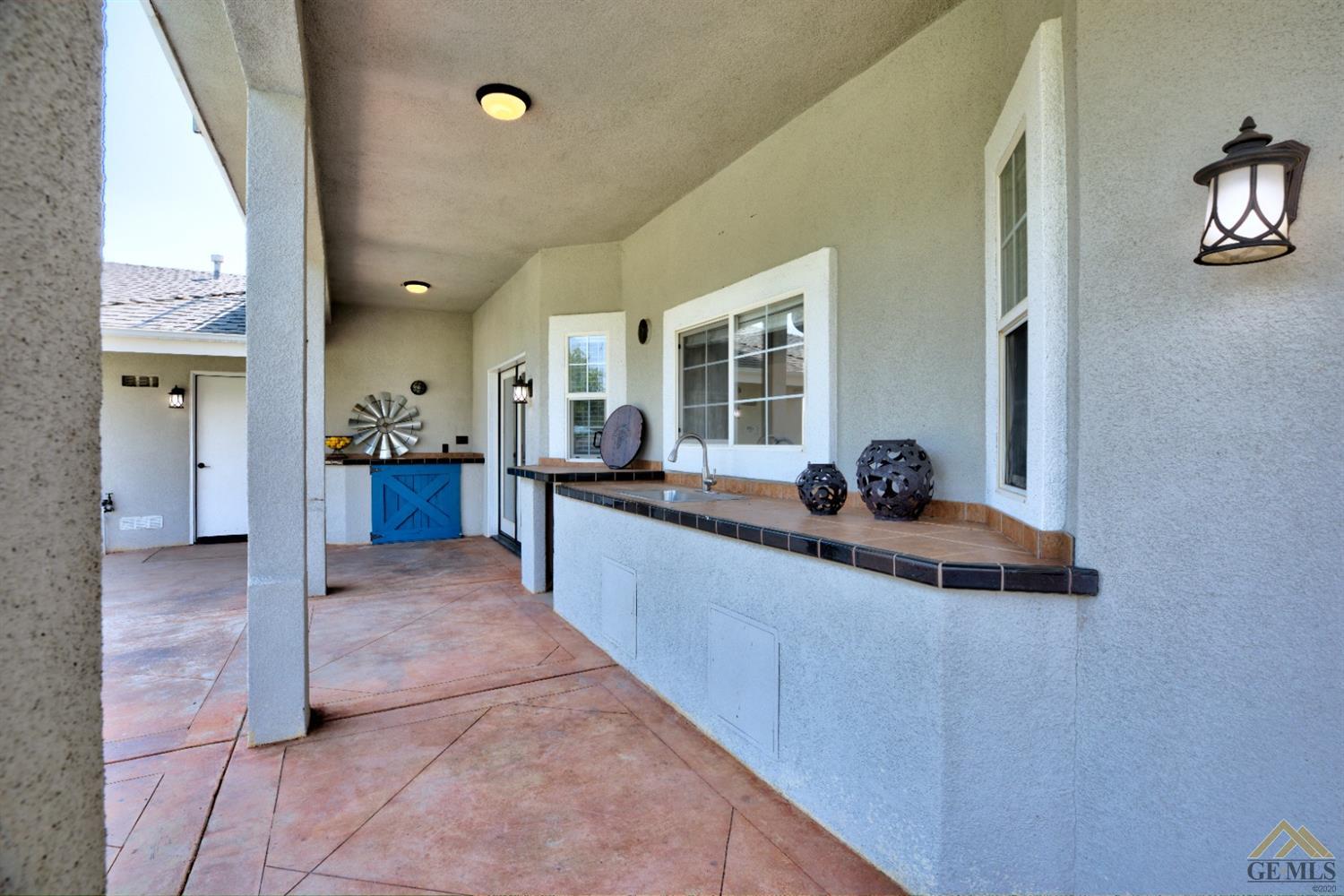 13934 Eberle Road Bakersfield, CA 93313 - Photo 26 of 35