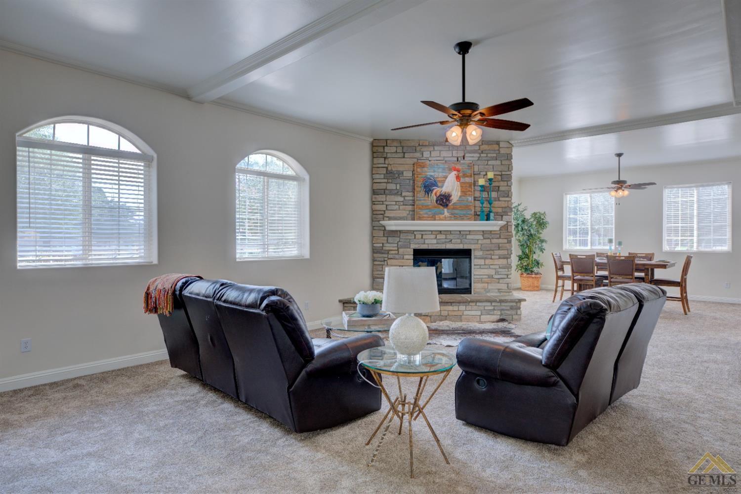 13934 Eberle Road Bakersfield, CA 93313 - Photo 5 of 35