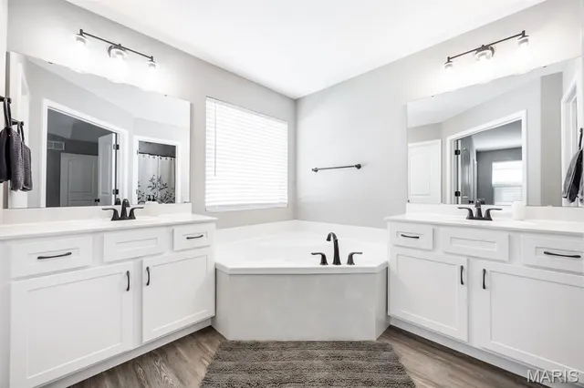 $354,999 | 233 Emerald Way East, Granite City, IL 62040