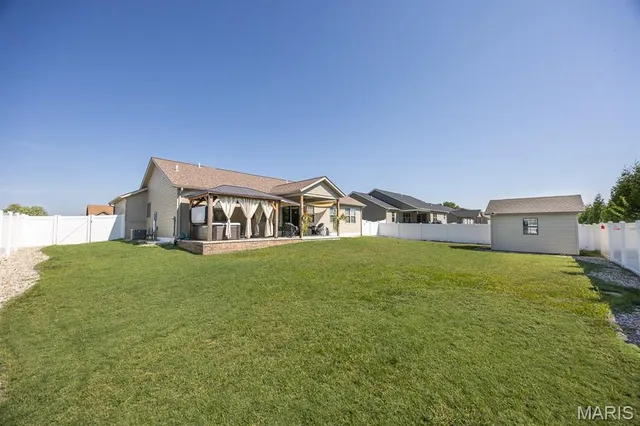 $354,999 | 233 Emerald Way East, Granite City, IL 62040