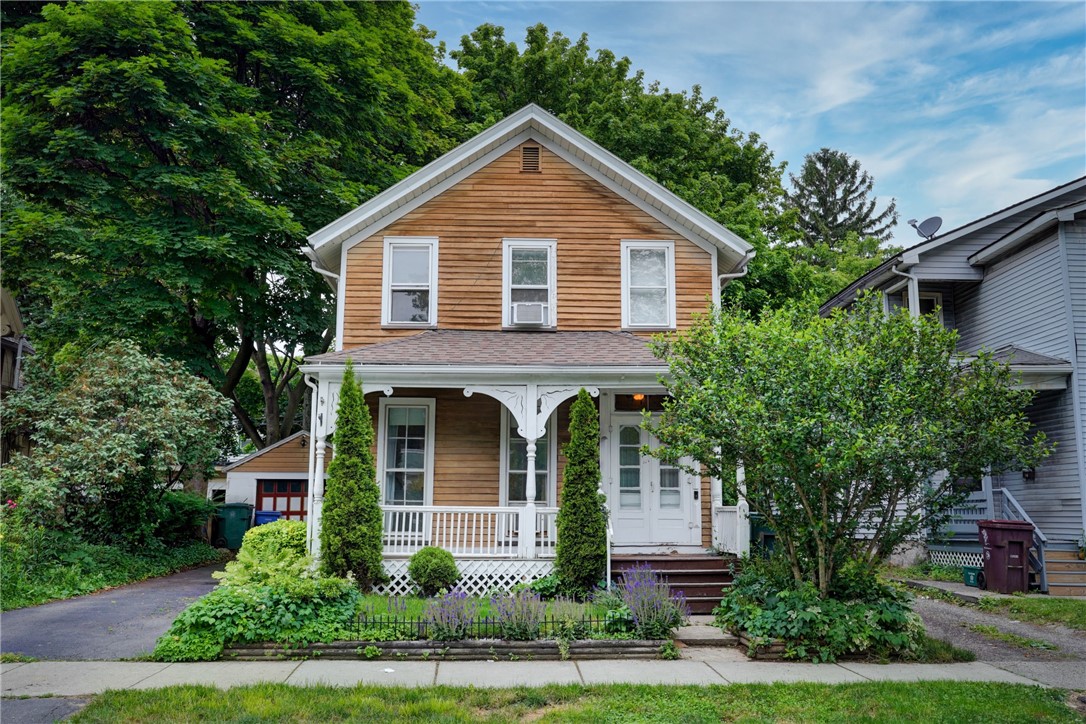 17 Edmonds Street Rochester, NY 14607 - Photo 1 of 1