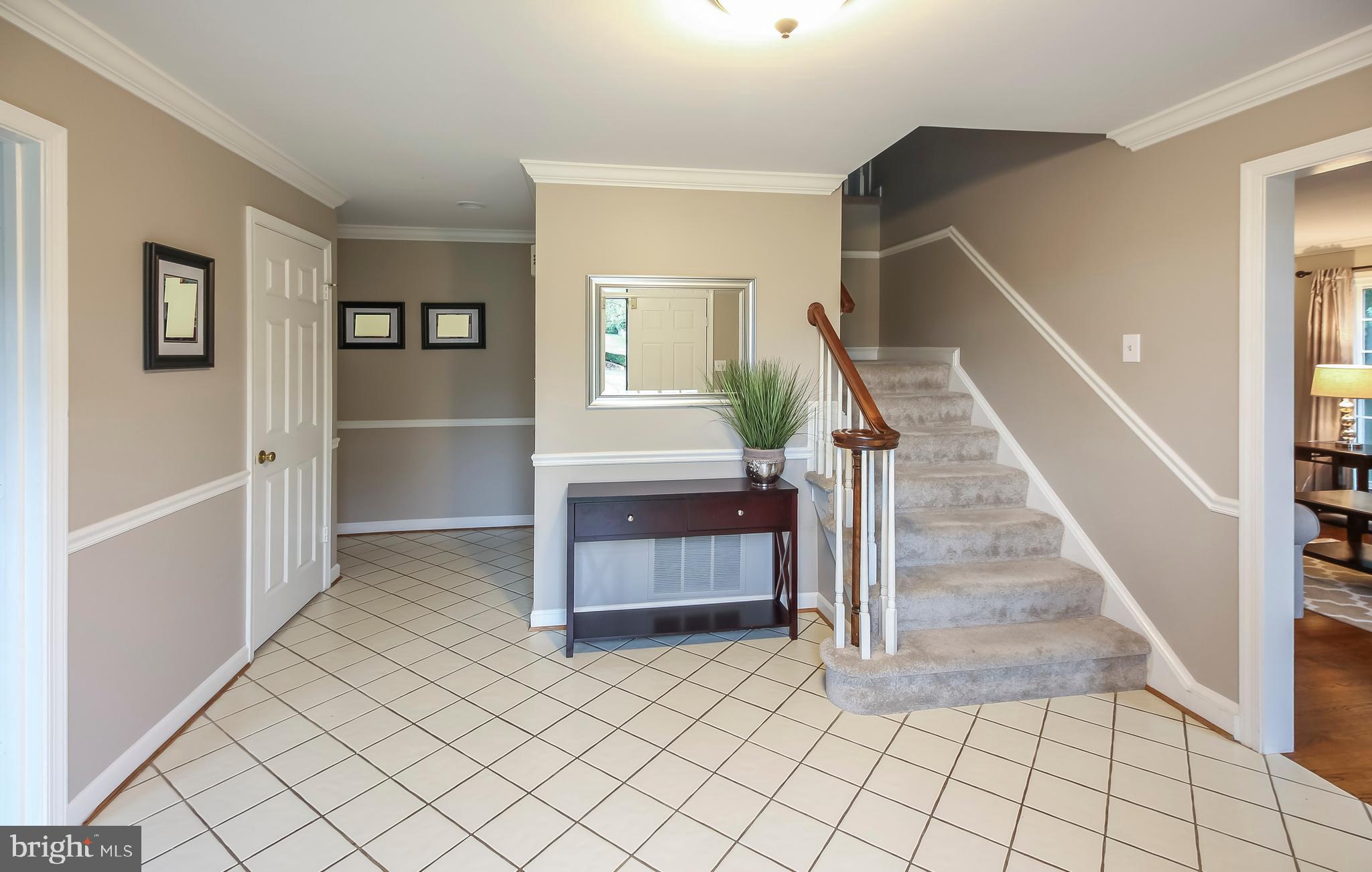 15225 Watergate Road Silver Spring, MD 20905 - Photo 2 of 27