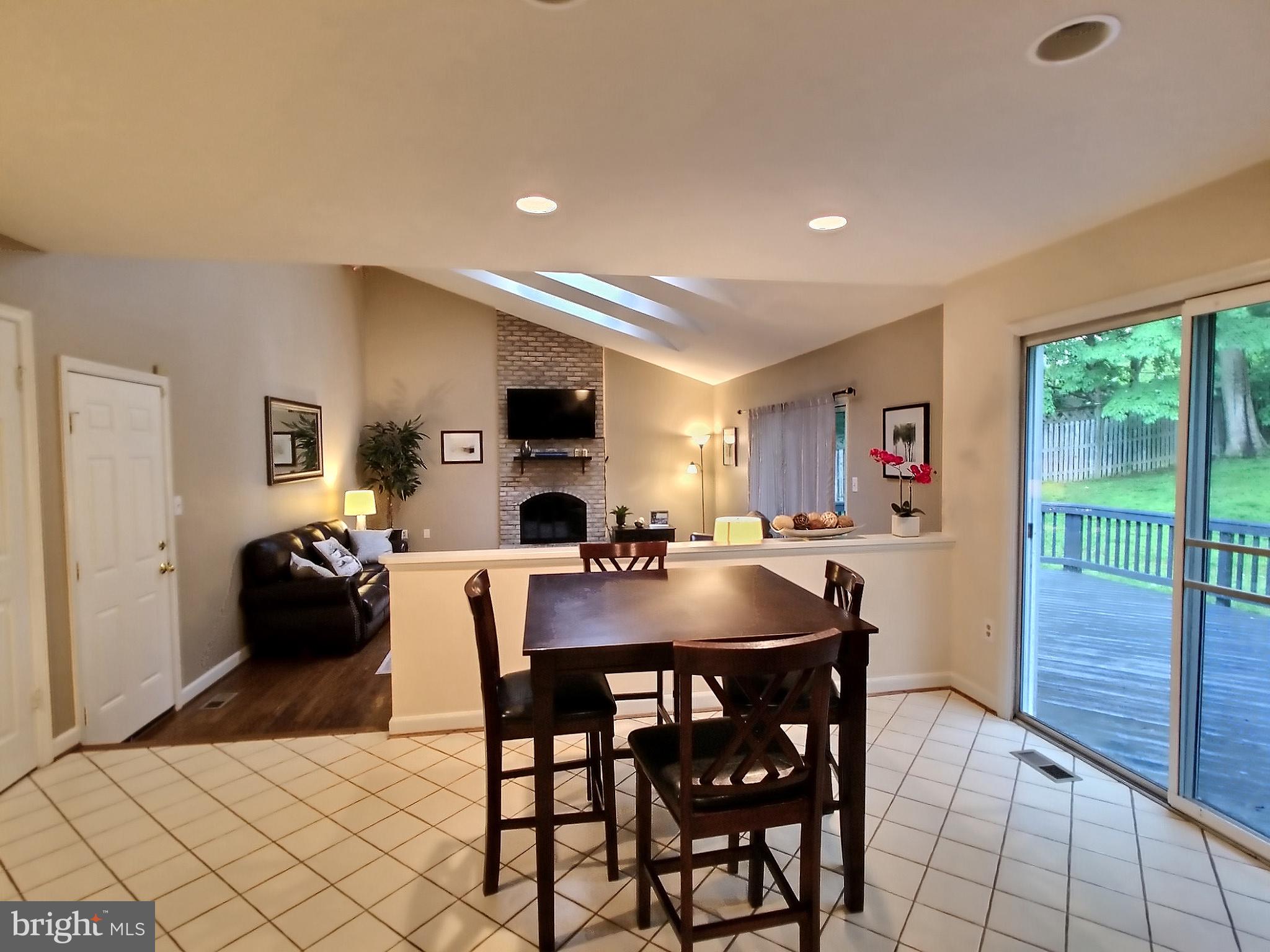 15225 Watergate Road Silver Spring, MD 20905 - Photo 11 of 27