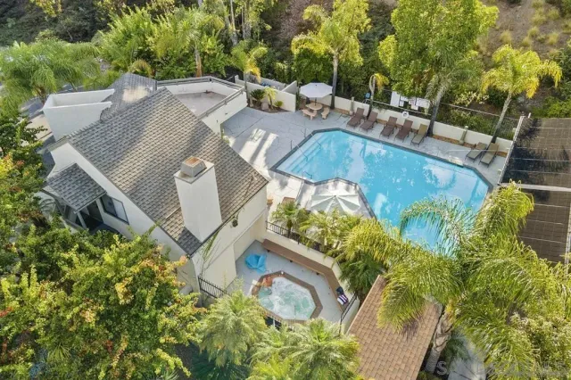 $935,000 | 6128 Portobelo Court, San Diego, CA 92124