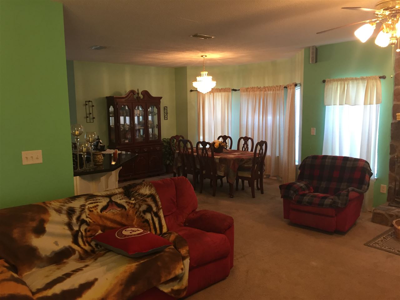 16621 Thompson Road Loxley, AL 36551 - Photo 6 of 29 Living Room & Dining Area