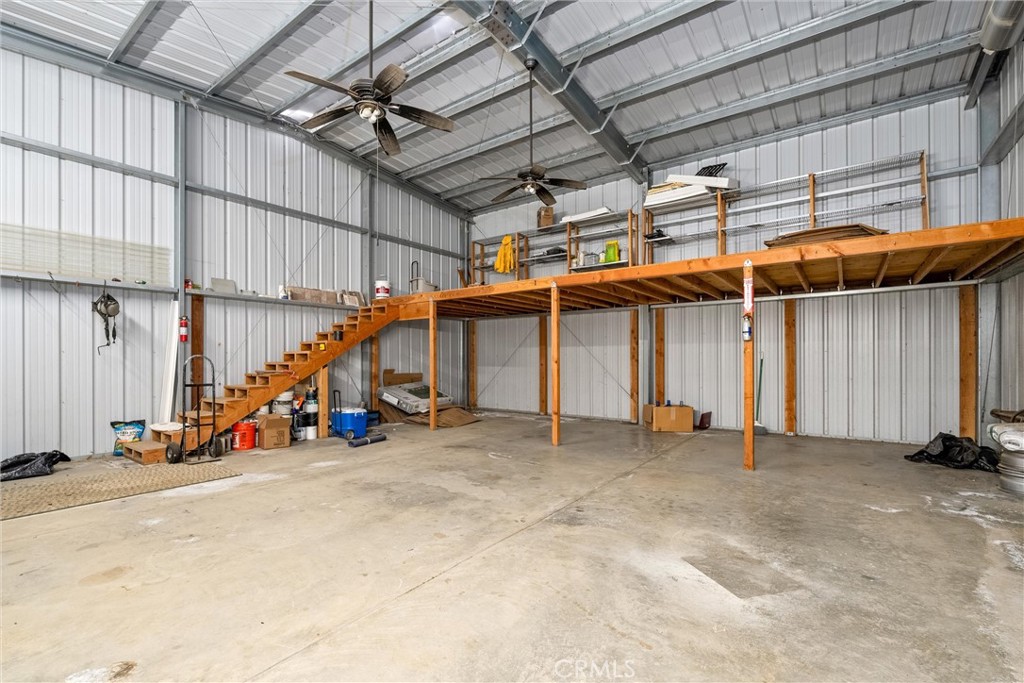 193 Railbridge Road Oroville, CA 95966 - Photo 24 of 32 a view of a garage with chairs