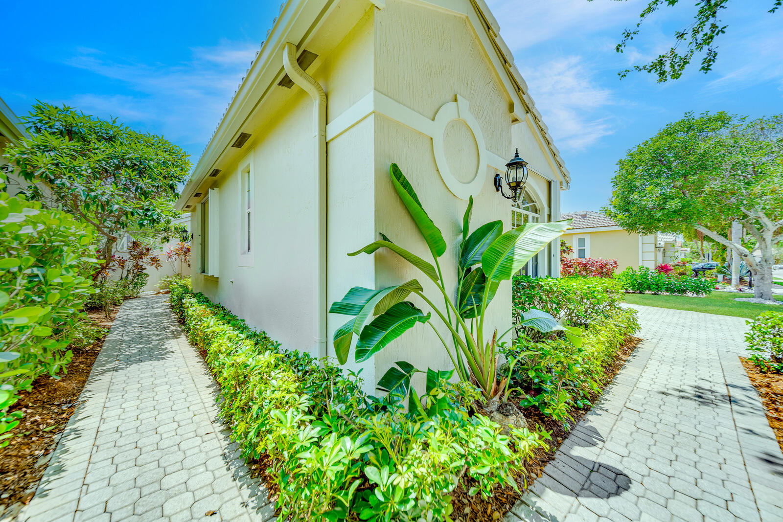 6474 Colomera Drive Boca Raton, FL 33433 - Photo 9 of 63 10-Exterior-36