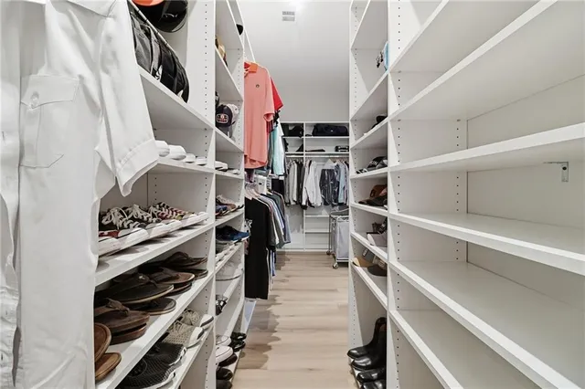 $789,000 | 522 Edgewater Drive, Canton, GA 30115