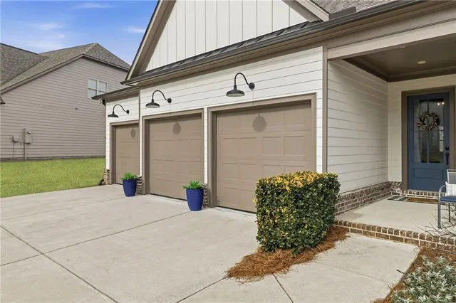 $789,000 | 522 Edgewater Drive, Canton, GA 30115