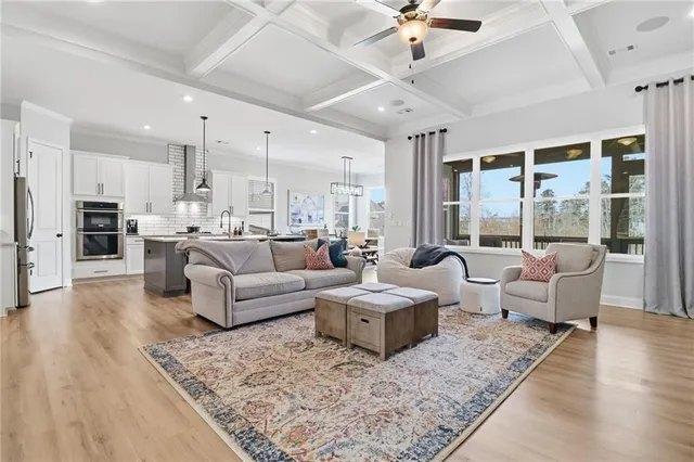 $789,000 | 522 Edgewater Drive, Canton, GA 30115