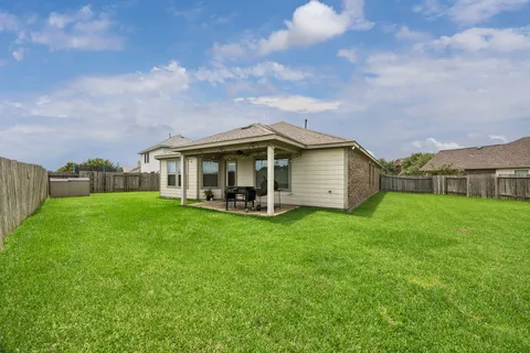 $299,000 | 1185 Colt Creek Court, Alvin, TX 77511