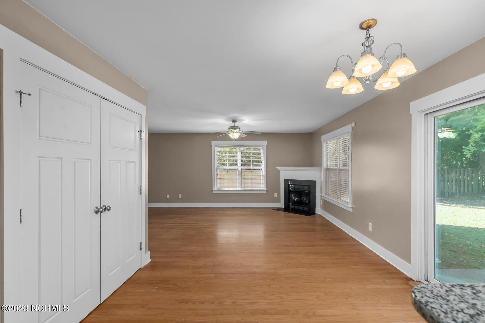 1122 Pickett Road Jacksonville, NC 28540 - Photo 11 of 35 7 (3)