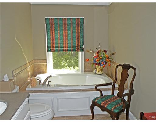 100 Shepard's Cove Road, Unit H101 Kittery, ME 03904 - Photo 12 of 18 Master Bath/Spa. A private Master...