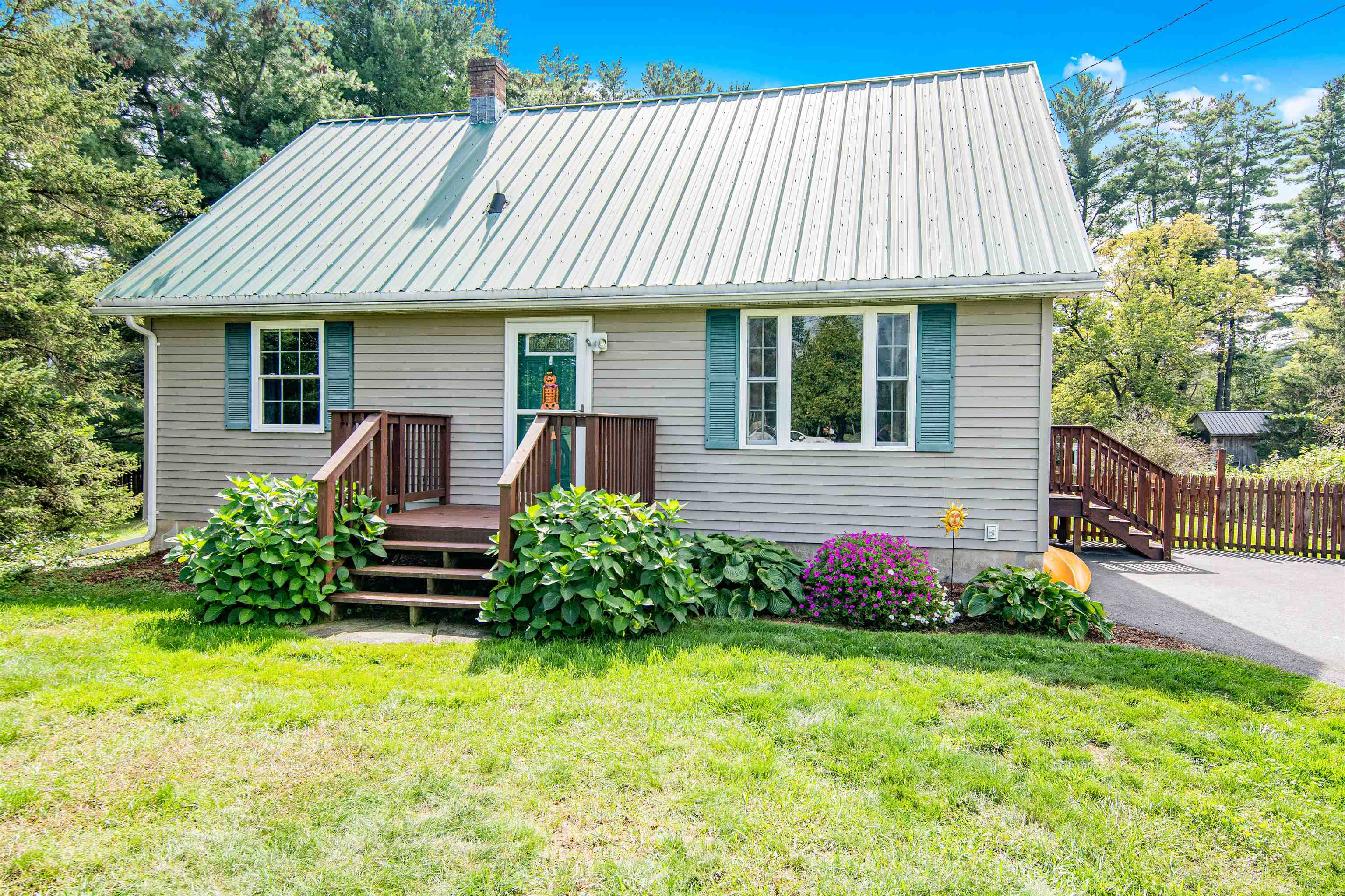 56 Sunset Circle Georgia, VT 05468 - Photo 2 of 37 Gallery Image 2