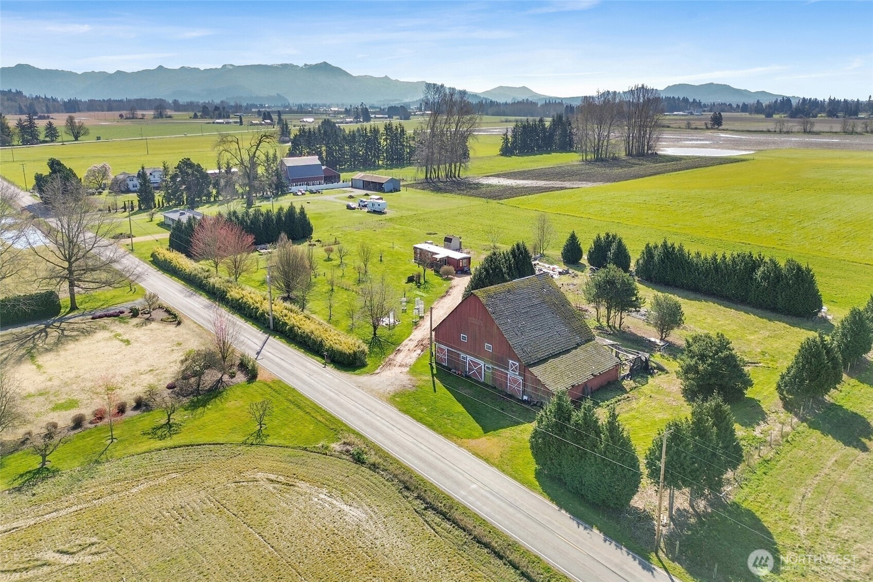 16068 Field Road Bow, WA 98232 - Photo 23 of 25