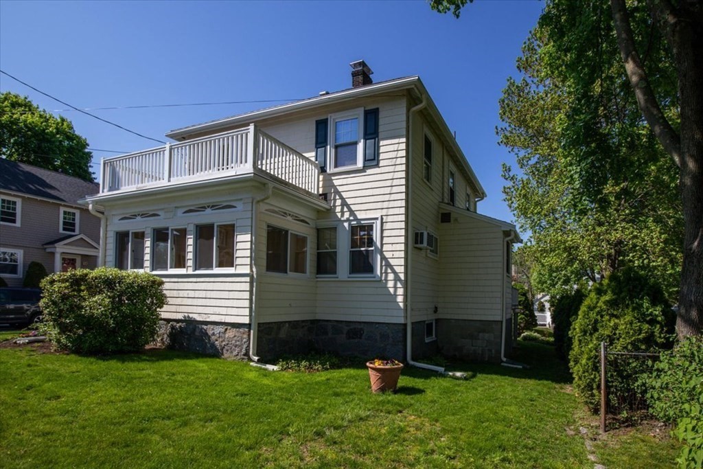 15 Barclay Road Boston, MA 02132 - Photo 30 of 39 Gallery Image 30