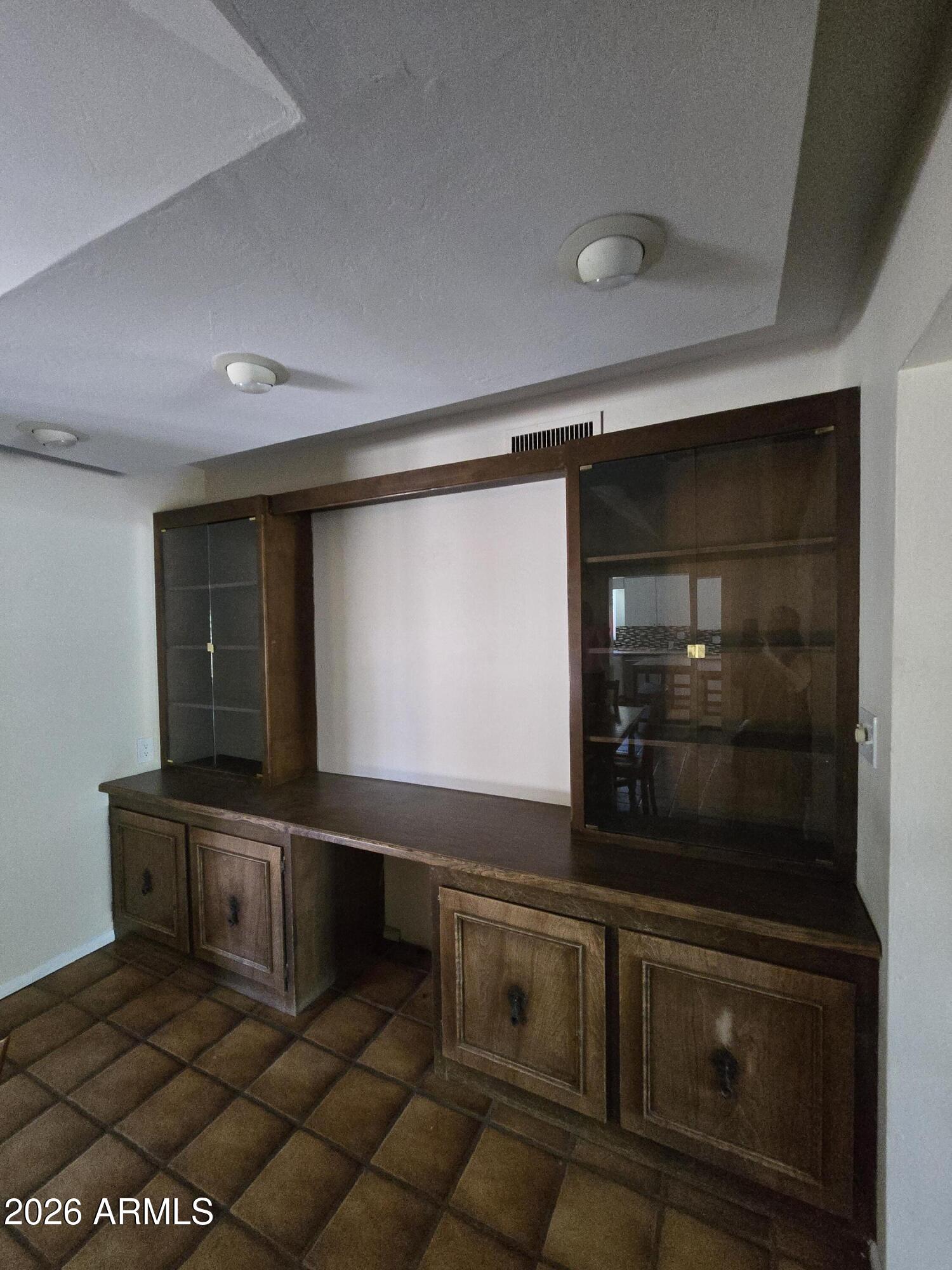 1307 West Thomas Road Phoenix, AZ 85007 - Photo 4 of 20 4